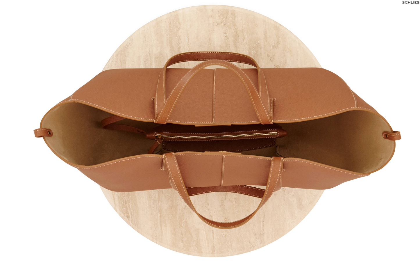 Chiara's Handtasche