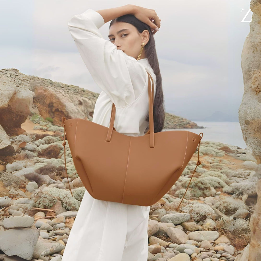 Chiara's Handtasche