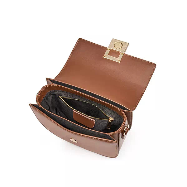 Celina's Handtasche